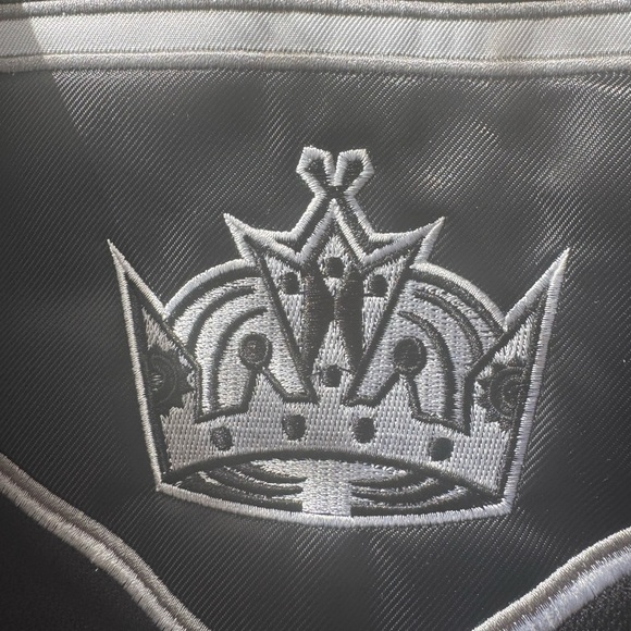 BOGO Adidas NHL Authentic Jersey, Los Angelas Kings, #39 Cam Talbot - Picture 9 of 11